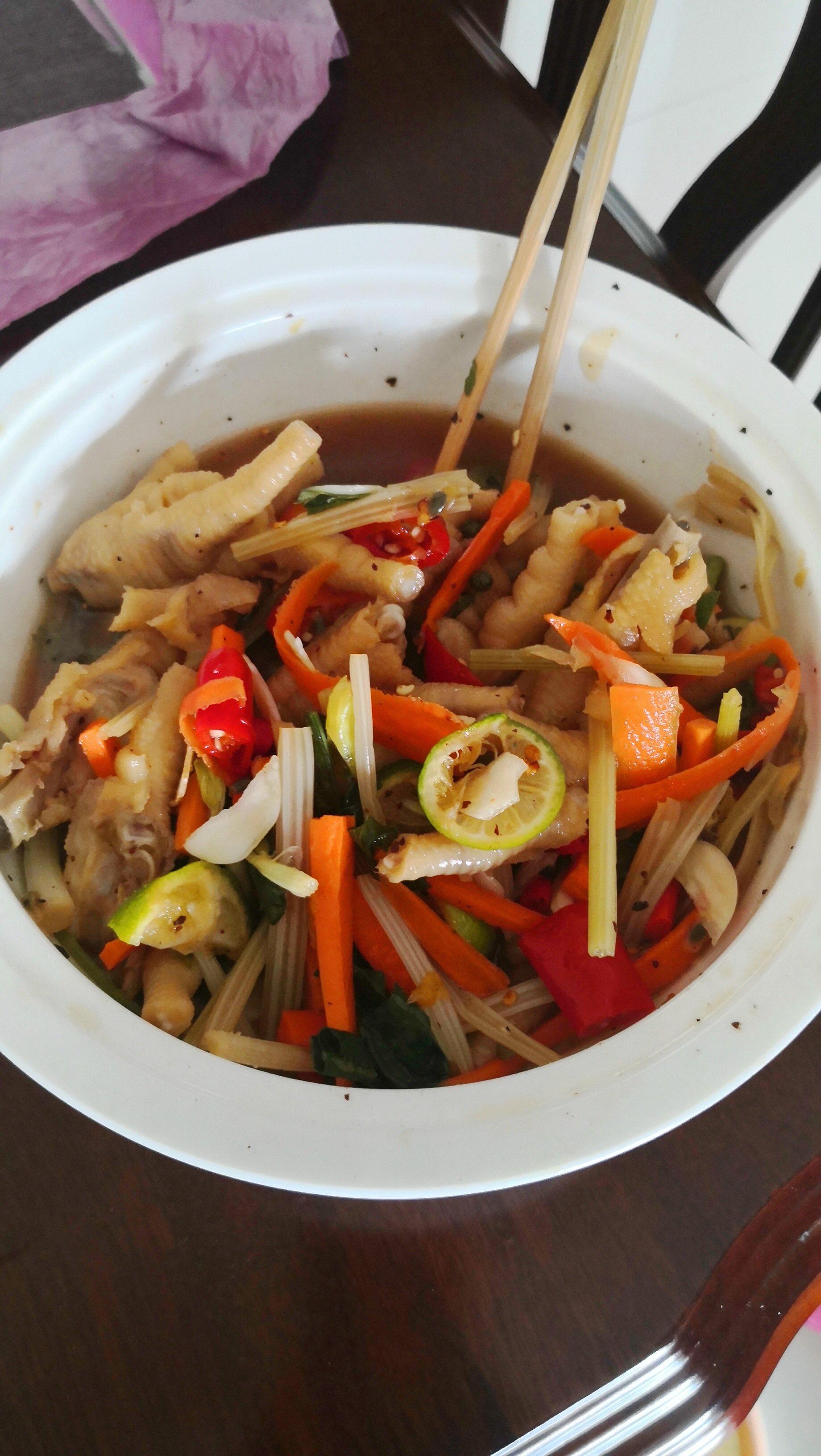 泡鸡脚做法
