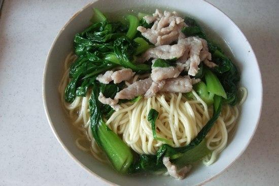 肉丝菜汤面的做法