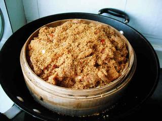 面粉蒸肉的做法