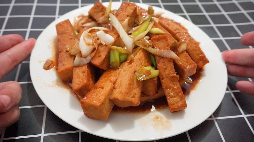 葱烧豆腐的家常做法