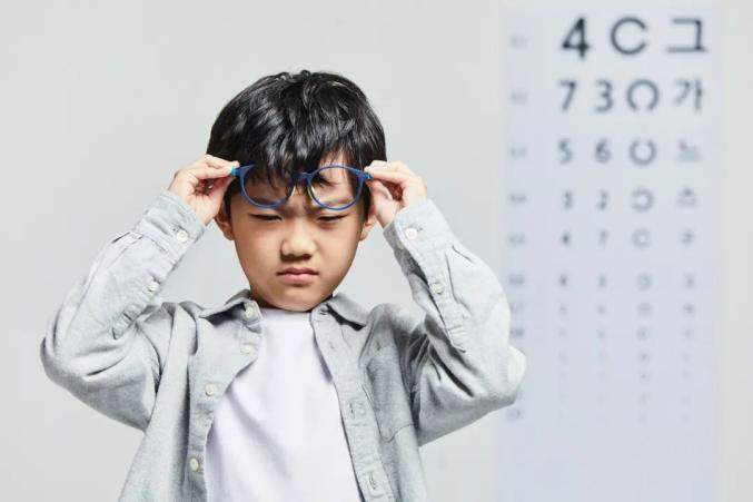 孩子眼睛散光怎么治疗
