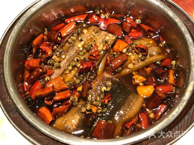 正宗水煮鳝片的做法