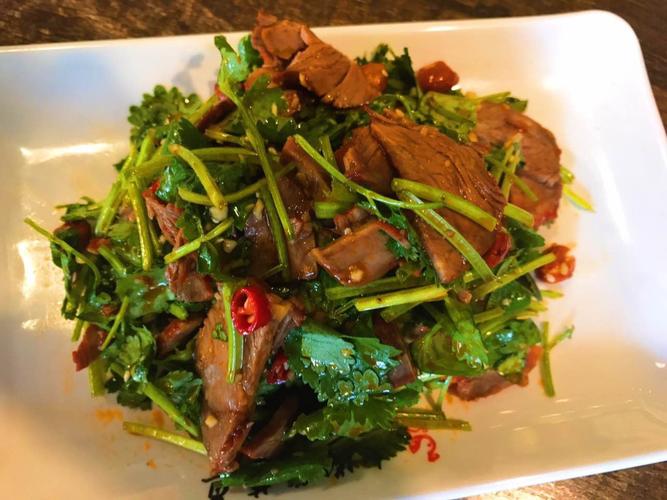 香菜拌牛肉的做法
