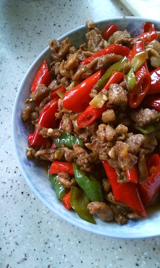 辣子鸡丁的家常做法