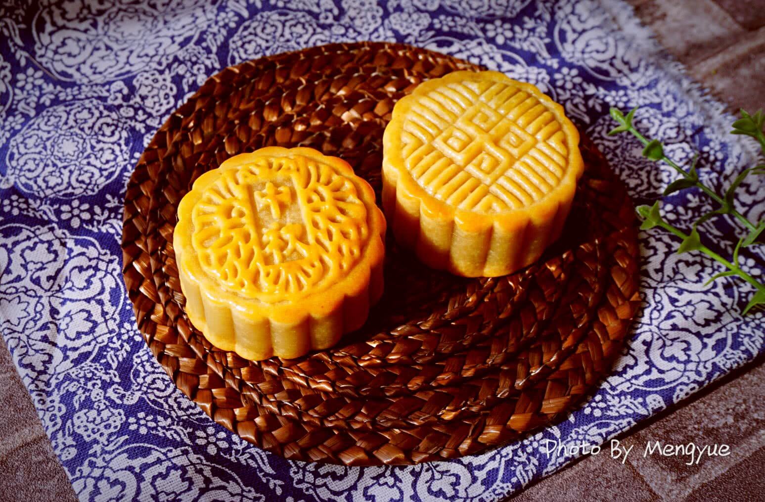 蛋黄月饼的做法
