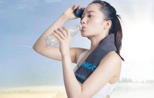 运动后出汗补充什么好