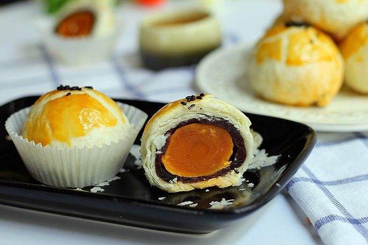 蛋黄酥的做法