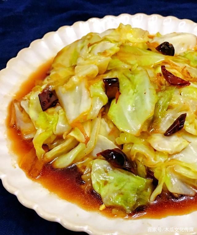 酸辣包菜的做法