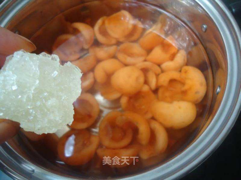 冰糖枇杷的做法