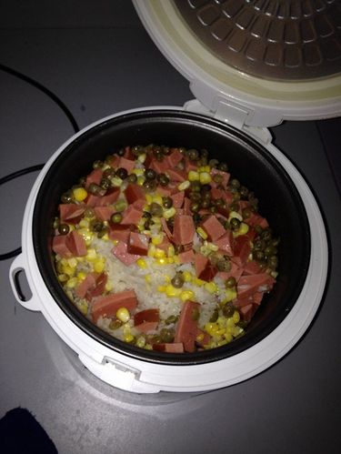 电饭锅焖饭的家常做法
