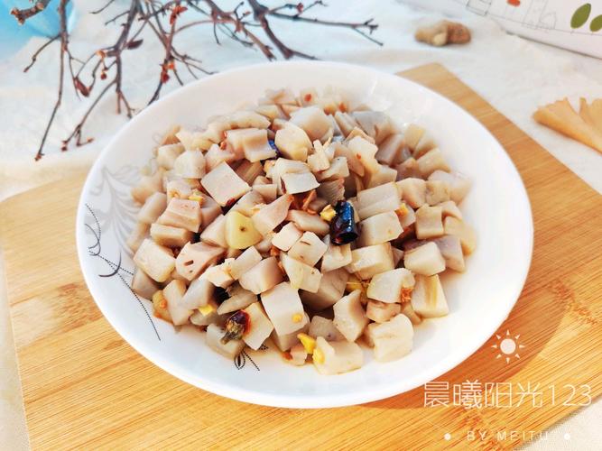 炒藕丁的做法