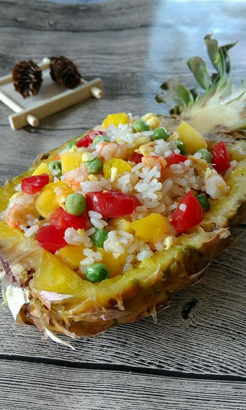 菠萝炒饭的简单做法