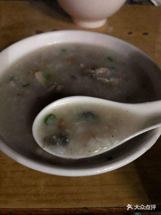 螺肉粥的做法