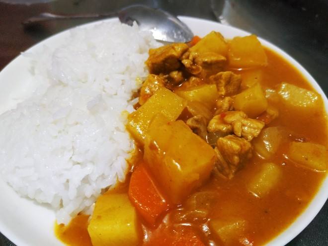 牛肉咖喱饭的做法