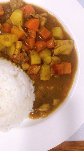 咖喱土豆鸡肉饭的做法
