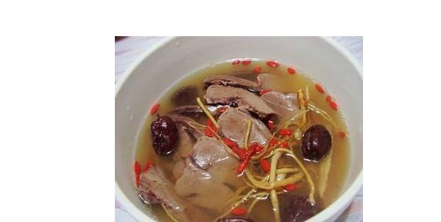 黄花菜猪心汤的做法