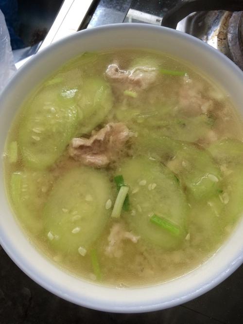 黄瓜肉汤的做法