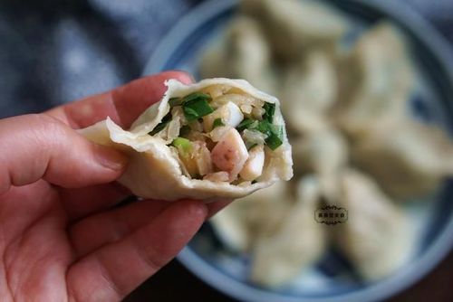 鱿鱼水饺的做法