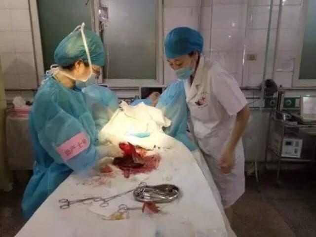 生孩子大出血怎么办