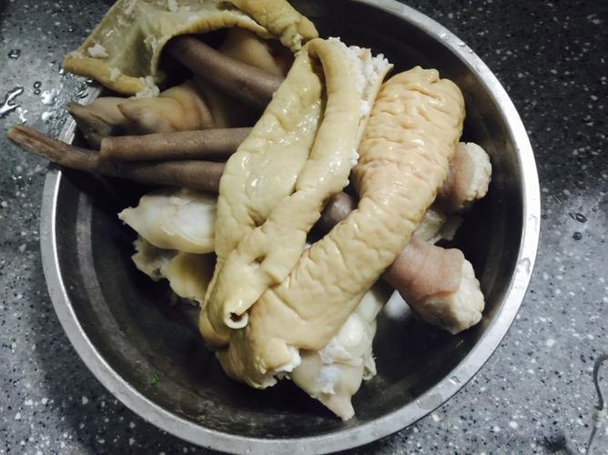 卤猪杂做法