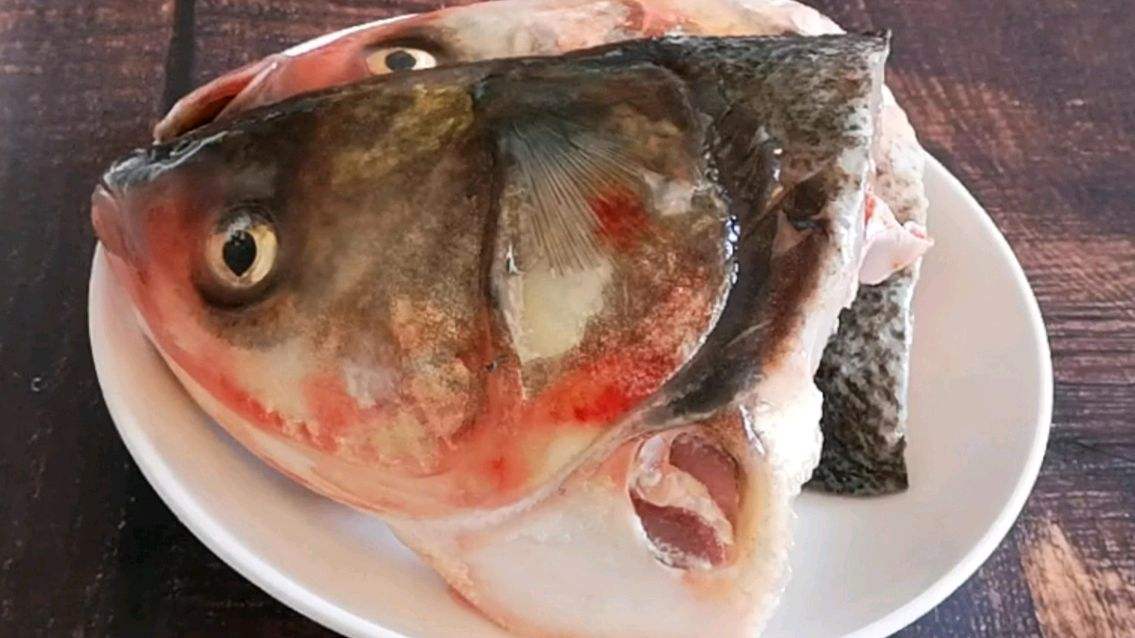 清汤鱼头的做法