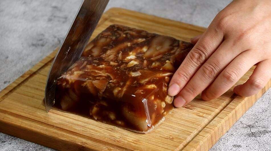猪蹄肉冻的做法