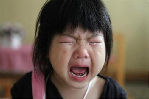 孩子特别爱哭怎么办