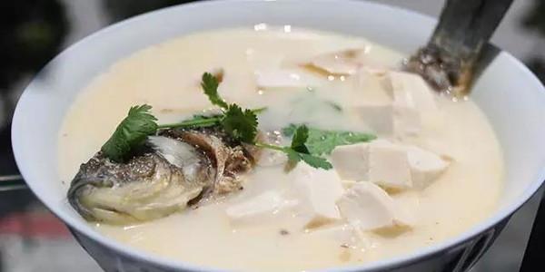 豆腐炖鱼的家常做法