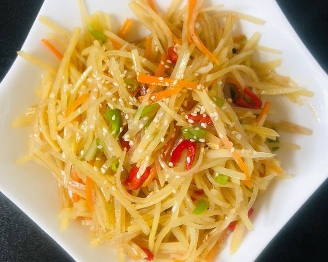 酸辣土豆丝的做法英文版