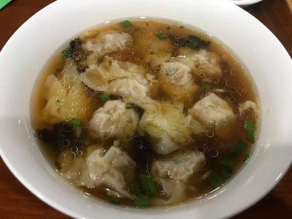 馄饨汤底的做法