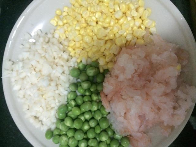 虾仁饺子馅的做法