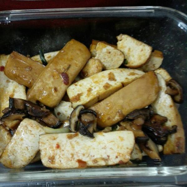 酱爆白豆干的做法