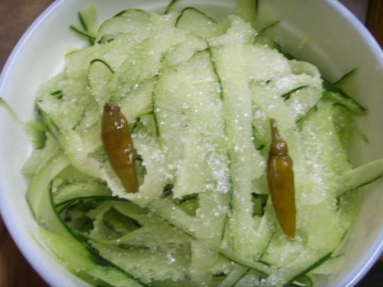 糖醋脆黄瓜条做法