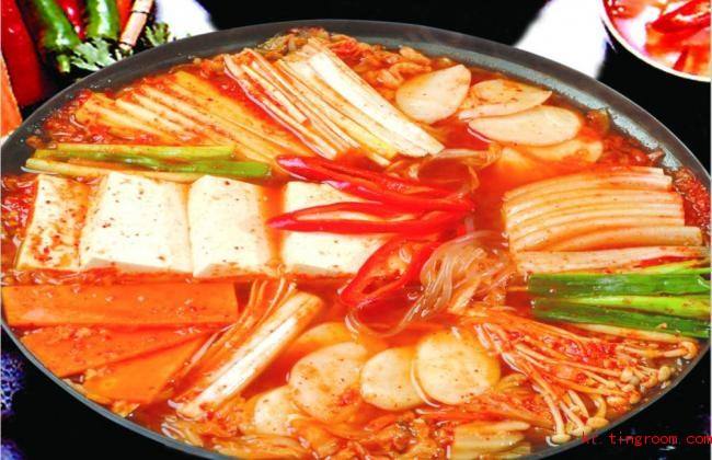 韩国泡菜火锅的做法