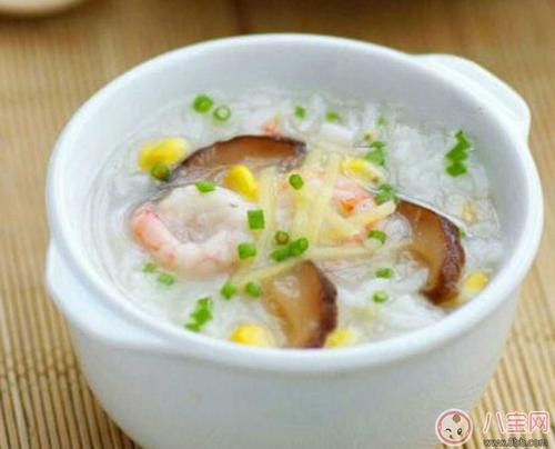 三个月能吃什么东西吗