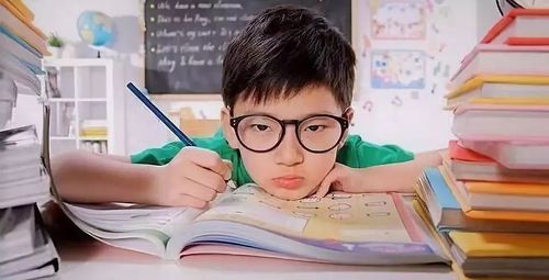 孩子上课爱走神怎么办