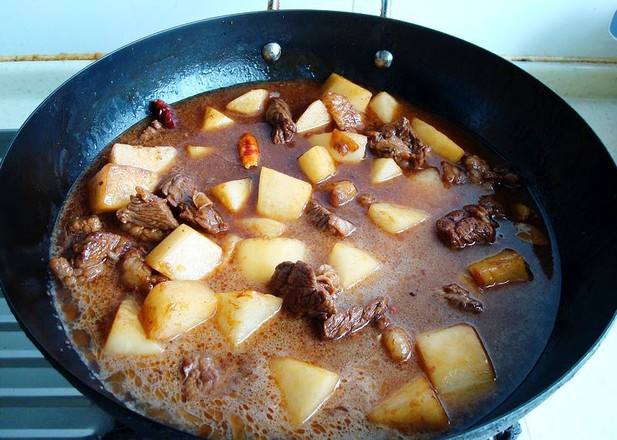 炖牛肉的家常做法