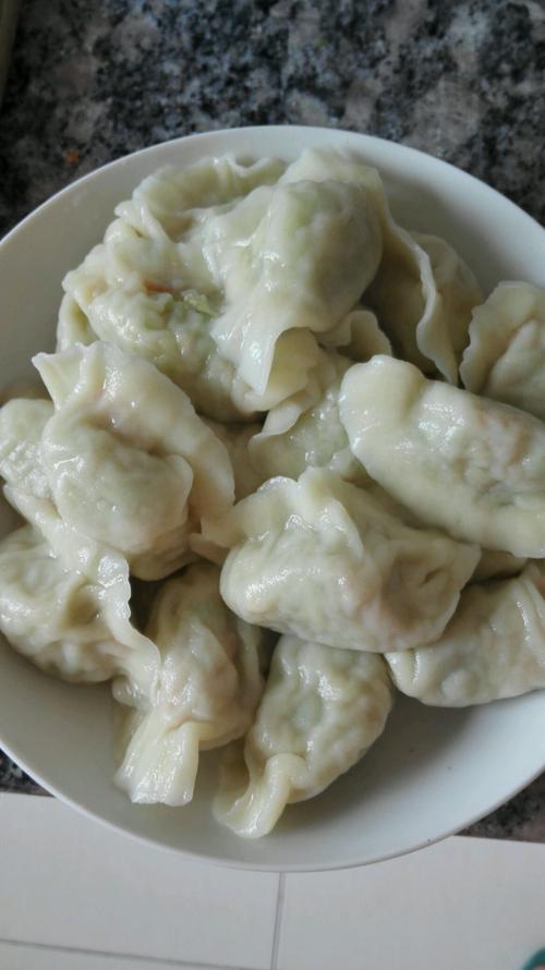 西葫芦饺子的做法