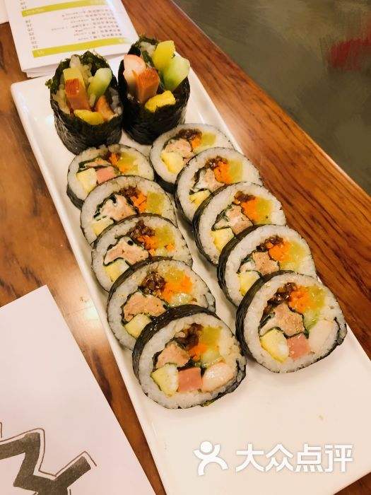 金枪鱼紫菜包饭做法