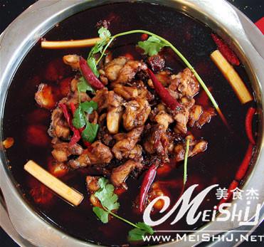 麻辣兔肉火锅的做法