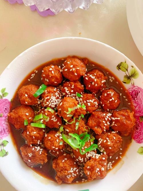 红烧肉丸的做法