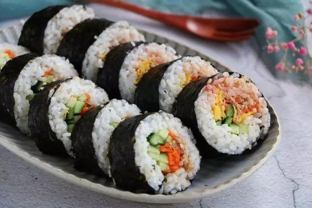 紫菜包饭的做法大全图