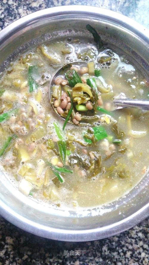 酸菜豆米的做法