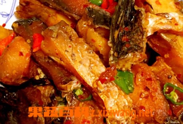 香辣腊鱼尾的做法