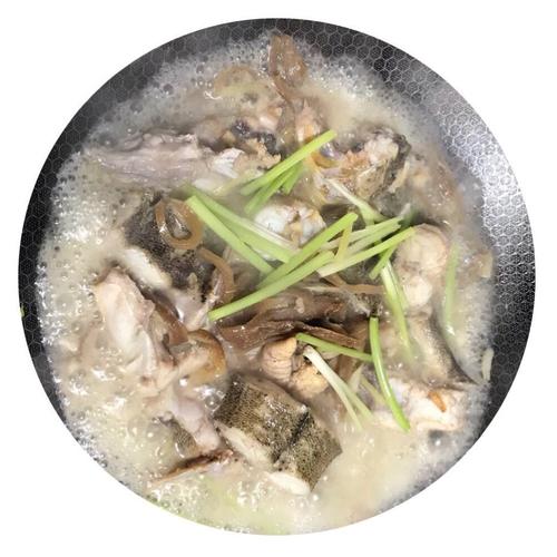 牛尾鱼汤的做法