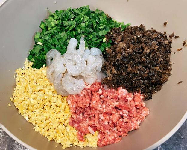 猪肉虾仁饺子馅的做法