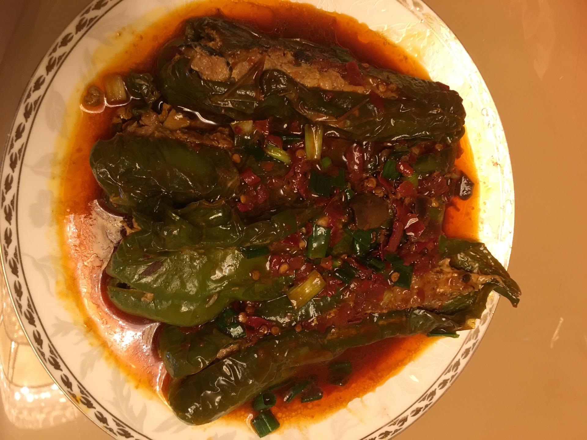 辣椒包肉的做法