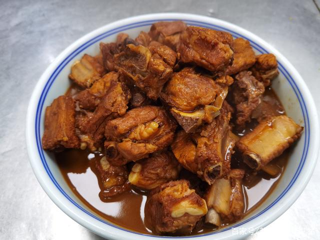炖排骨的家常做法