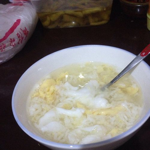 白酒烧鸡蛋的做法