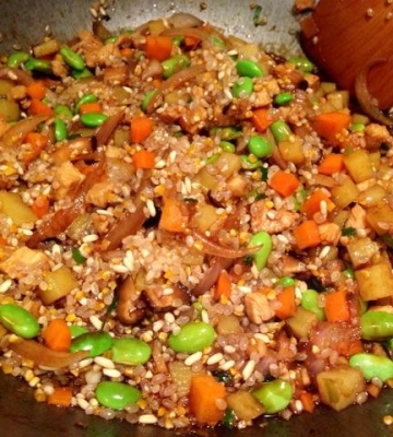 鸡肉闷饭的做法